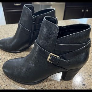 Call Haan black booty size 10 B